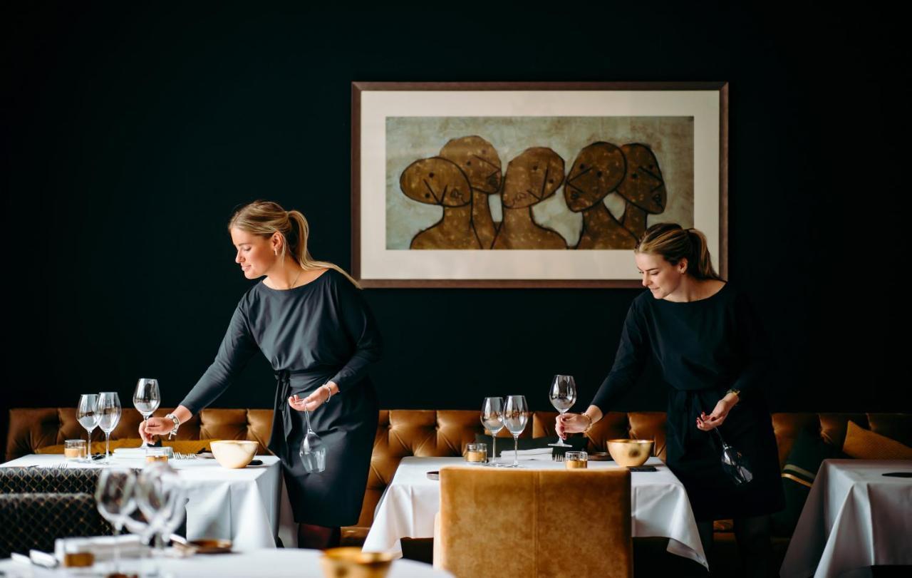 Hotel Gastronomique De Echoput Apeldoorn Exteriör bild