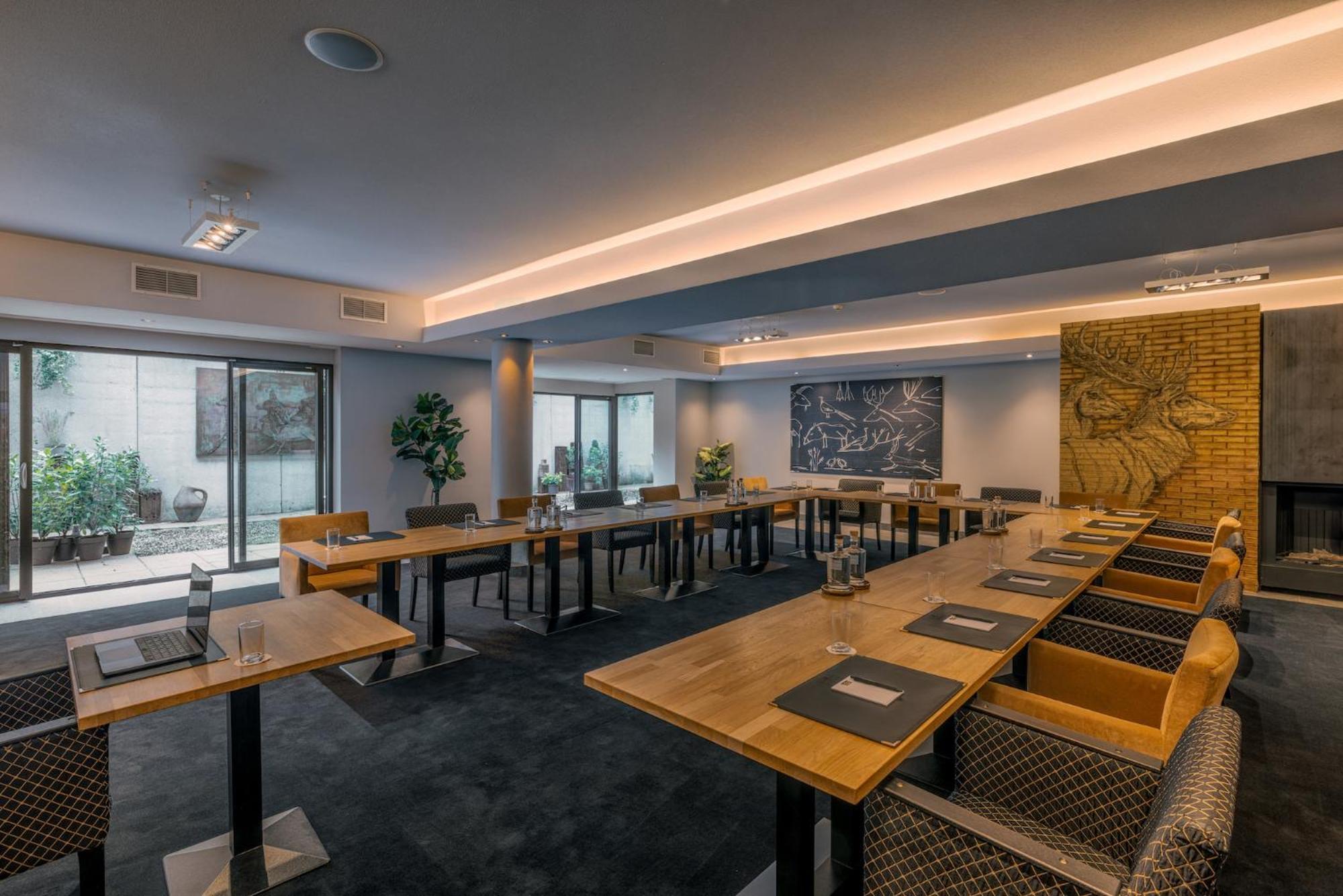 Hotel Gastronomique De Echoput Apeldoorn Exteriör bild